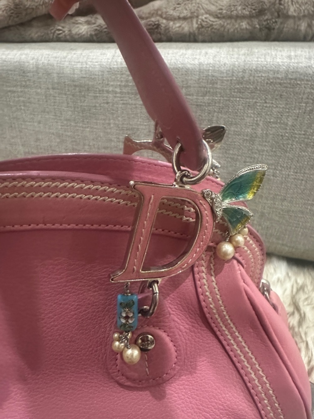 RARE DIOR limited edition CD logo Pink Leather w/ Butterfly diamond Pearl Charms - Picture 3 of 12